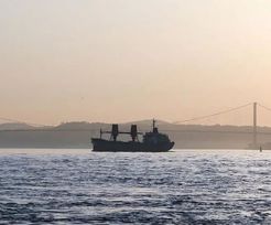 İstanbul boğazı gəmilərin hərəkəti üçün bağlandı